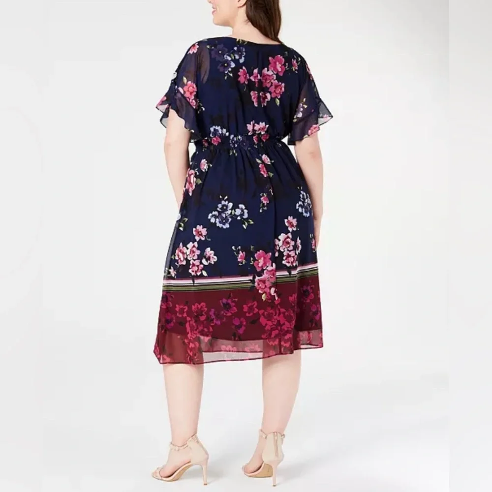 Taylor Woman Plus Size Printed Smocked Midi Dress Floral Size 18W - Picture 3 of 10